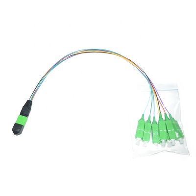 Uscita su misura della fibra 0.9mm di LC del maschio del centro MPO dell'Assemblea di cavo a fibre ottiche 12