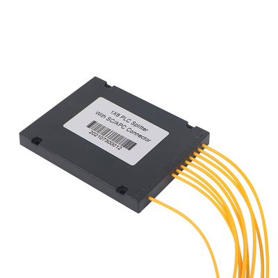 Gli ABS 1×8 inscatolano il separatore dello SpA con il tipo della fibra di modo G657A1 del connettore 8