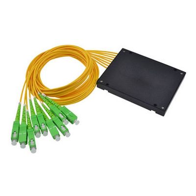 Gli ABS 1×8 inscatolano il separatore dello SpA con il tipo della fibra di modo G657A1 del connettore 8