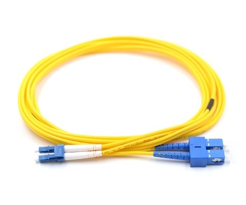 Assemblaggio di cavi in fibra multi-modo con giacca in PVC LSZH OFNR OFNP